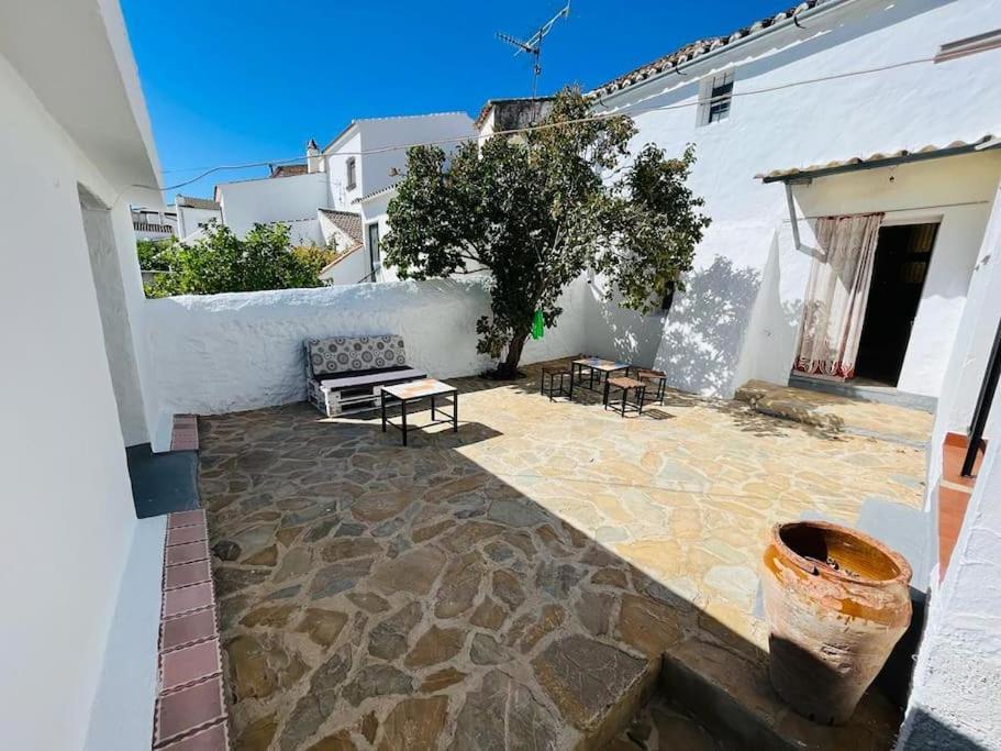Вилла Casa Bejar, Tranquila Casa Con Chimenea, Patios, Junto A La Piscina Каньете-ла-Реаль Экстерьер фото